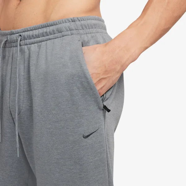 Nike Primary 