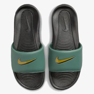Nike Victori One 