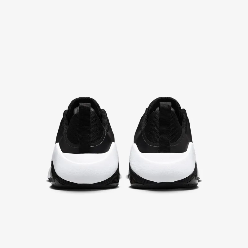 Nike Air Zoom Bella 7 
