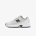 New Balance 740 