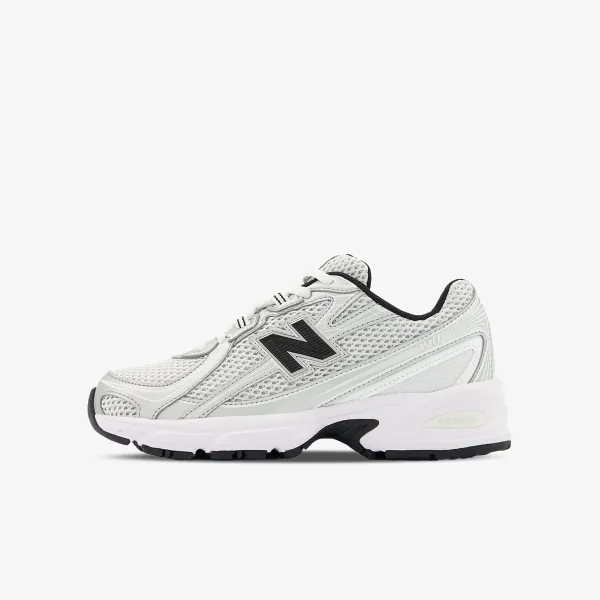 New Balance 740 