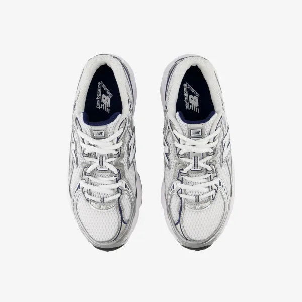New Balance K 740 
