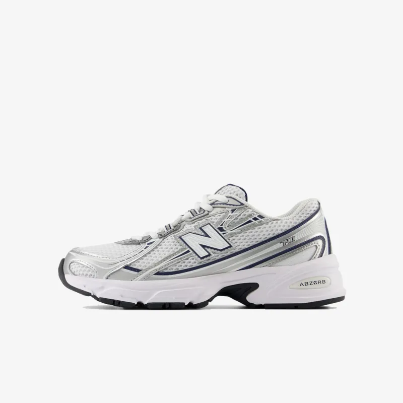 New Balance K 740 