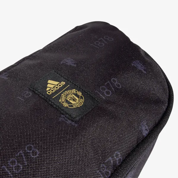 Adidas MUFC WASHBAG 