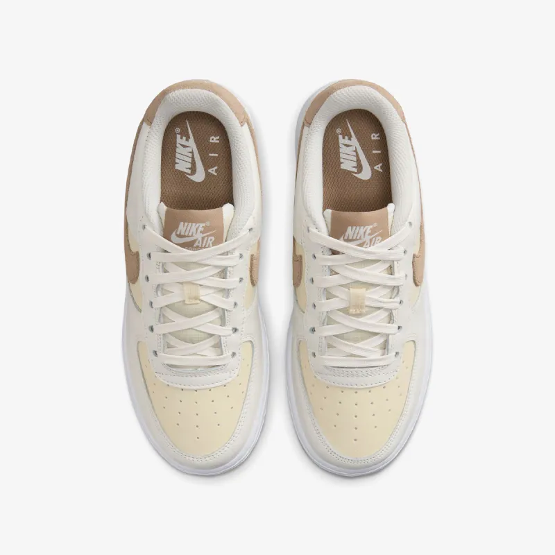 Nike Air Force 1 LV8 