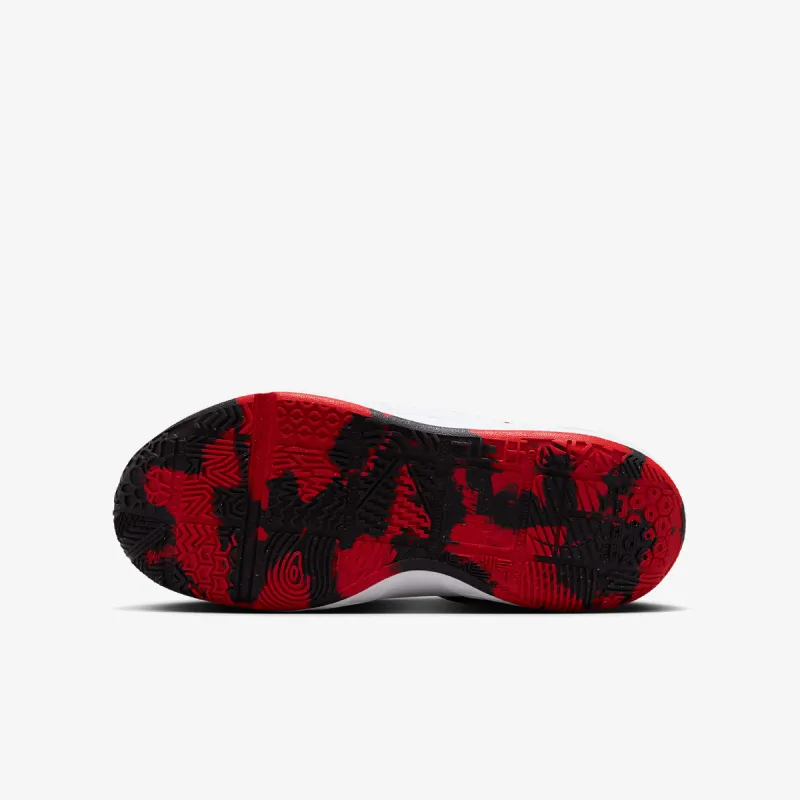 Nike TEAM HUSTLE D 12 GS 