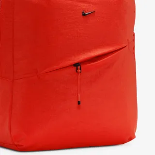 Nike Aura 