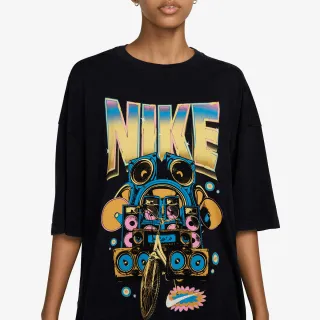 Nike Sportswear 