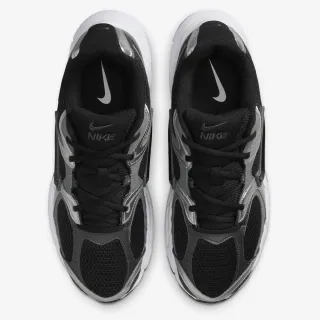 Nike NIKE V5 RNR 