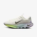 Nike Motiva 