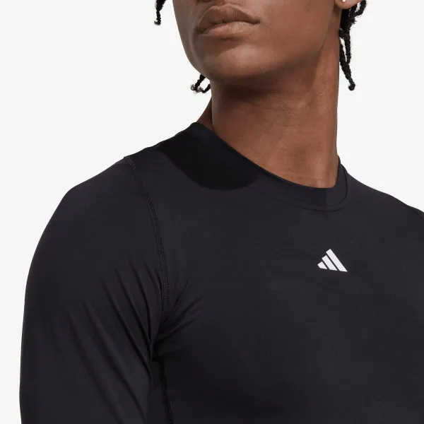 Adidas Techfit 