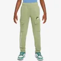 Nike Sportswear Standard Issue 