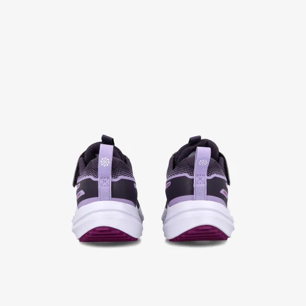 Nike Cosmic Runner 