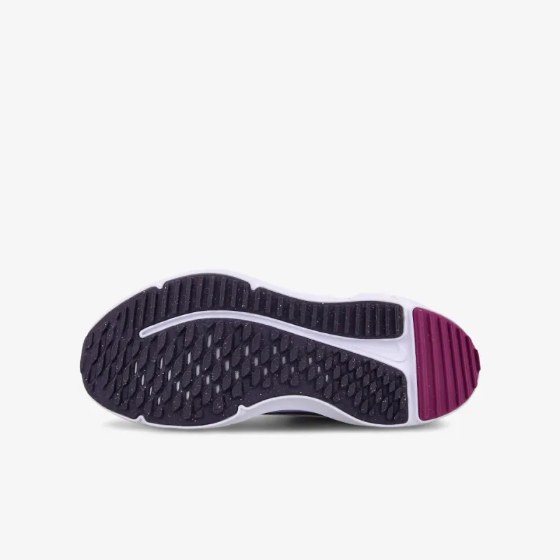 Nike Cosmic Runner 