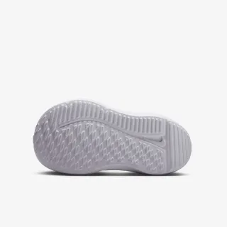 Nike Cosmic Runner 