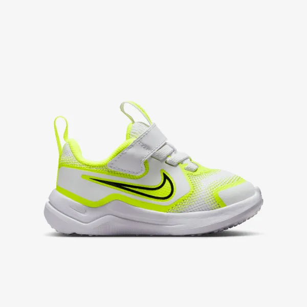 Nike Cosmic Runner 
