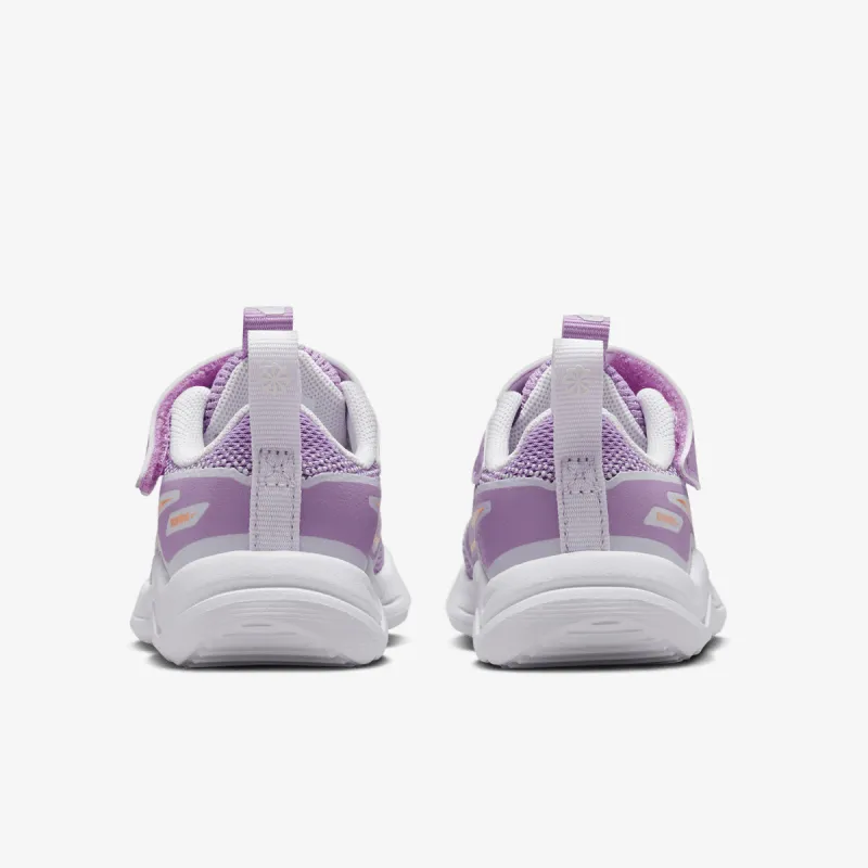 Nike Cosmic Runner 
