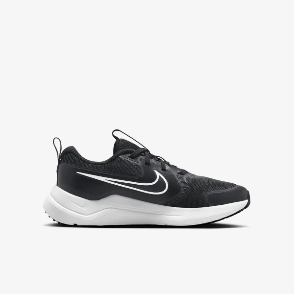 Nike Cosmic Runner 