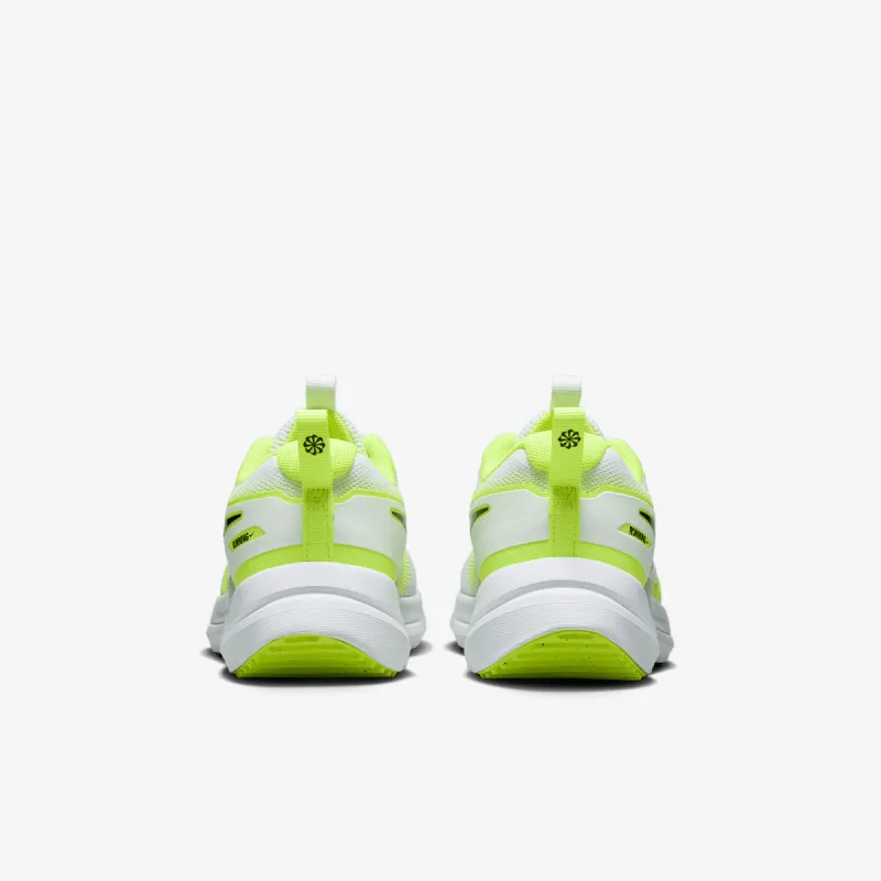 Nike Cosmic Runner 
