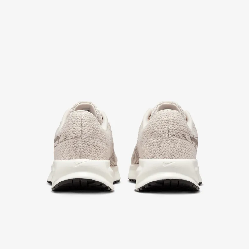 Nike Run Defy 