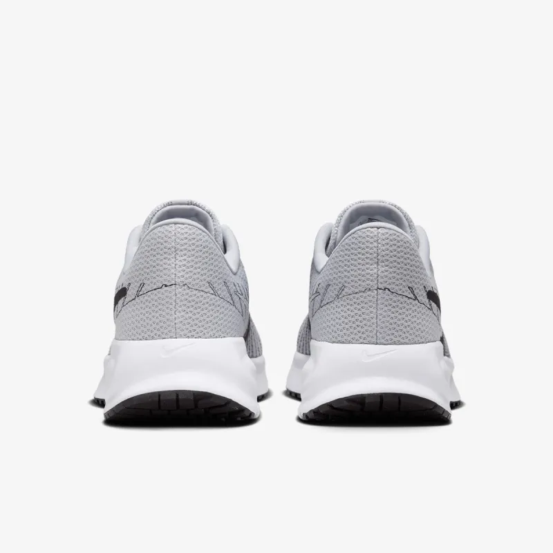 Nike Run Defy 
