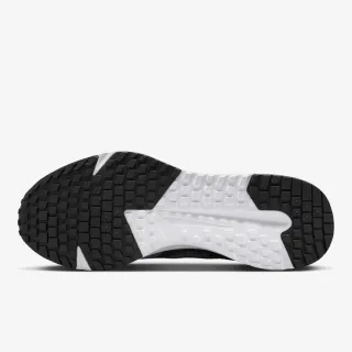 Nike Run Defy 