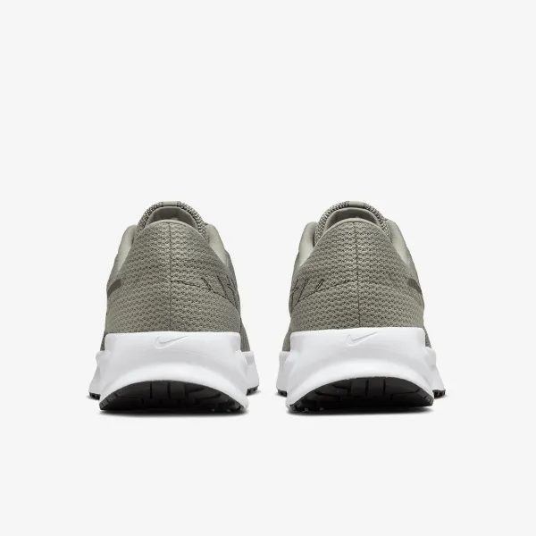 Nike Run Defy 