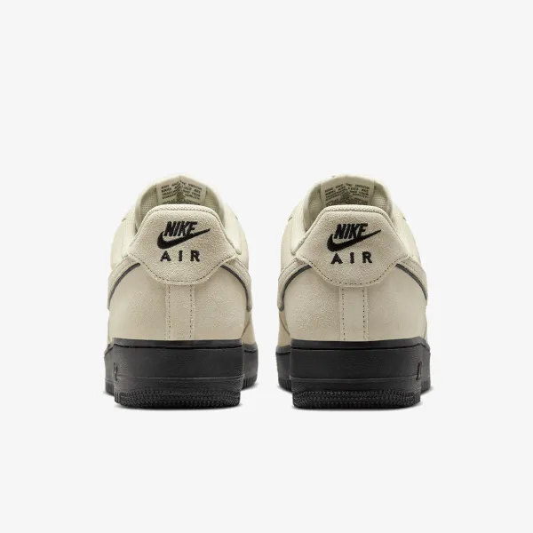 Nike Air Force 1 '07 LV8 