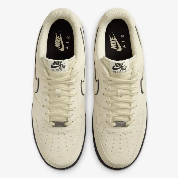 Nike Air Force 1 '07 LV8 