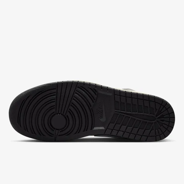 Nike AIR JORDAN 1 LOW SE 
