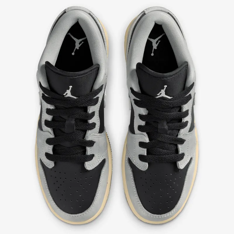 Nike AIR JORDAN 1 LOW SE BG 