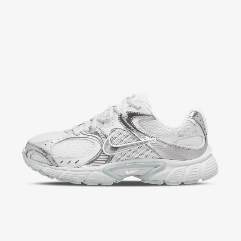 Nike W NIKE V5 RNR 