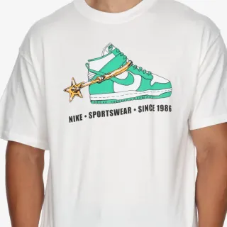 Nike Sportswear 