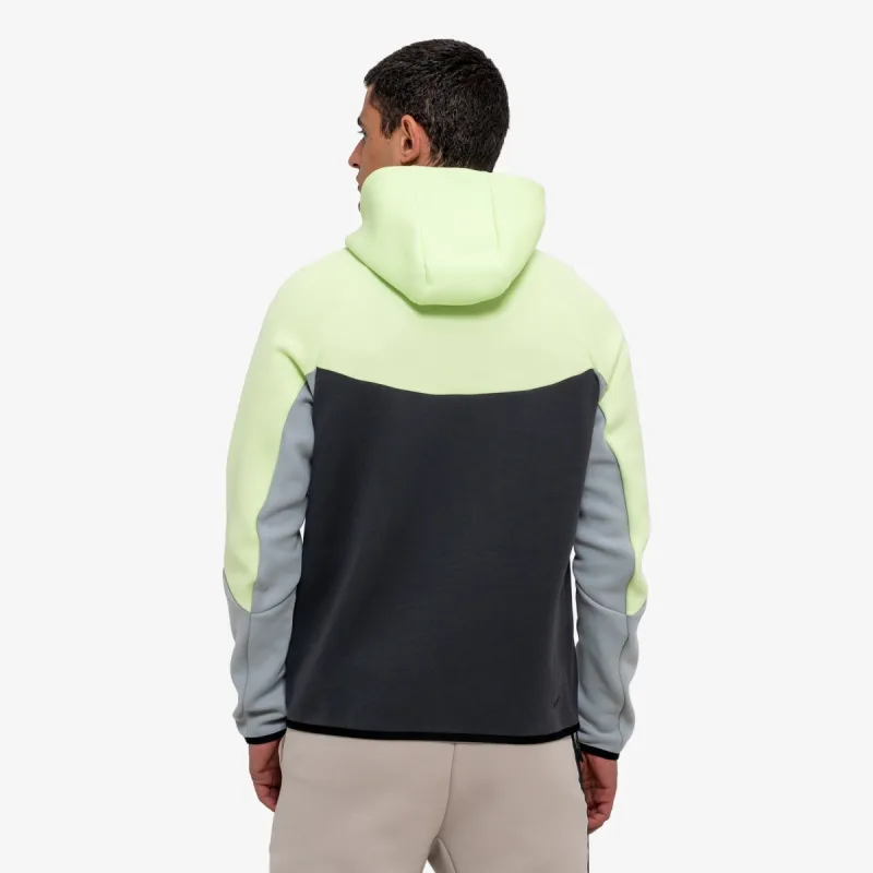 Nike Tech Fleece 