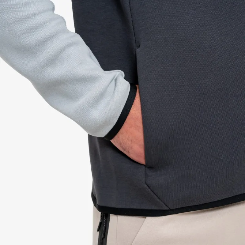 Nike Tech Fleece 