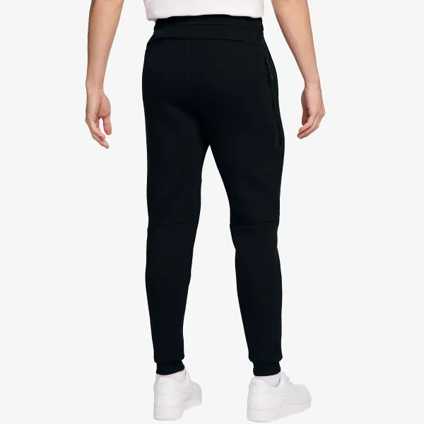 Nike Tech 
