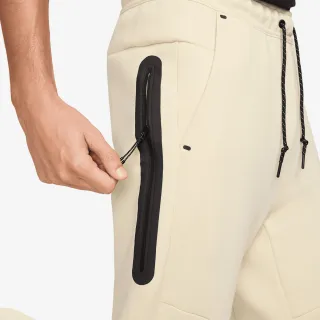 Nike Tech 