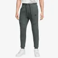Nike M NK TCH FLC JGGR 