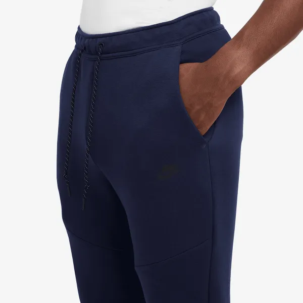 Nike M NK TCH FLC JGGR 