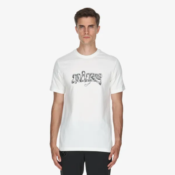 Nike T-shirt 