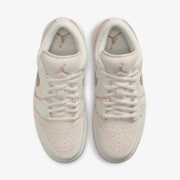 Nike WMNS AIR JORDAN 1 LOW SE 