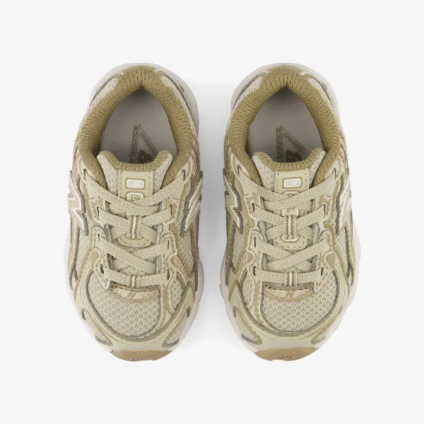 New Balance K 740 