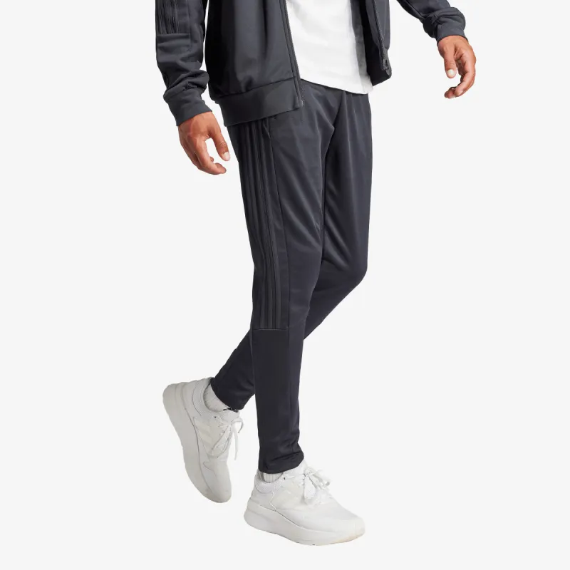 Adidas TIRO 