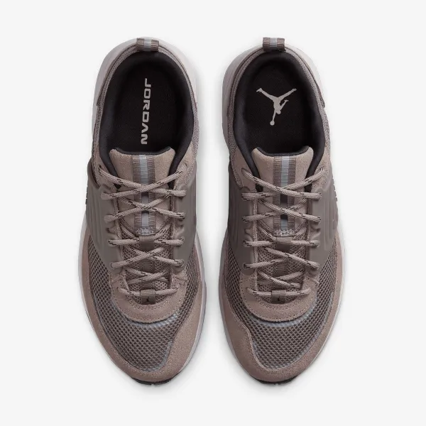 Nike JORDAN TRUNNER O/S 