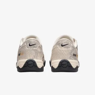 Nike Total 90 SE 