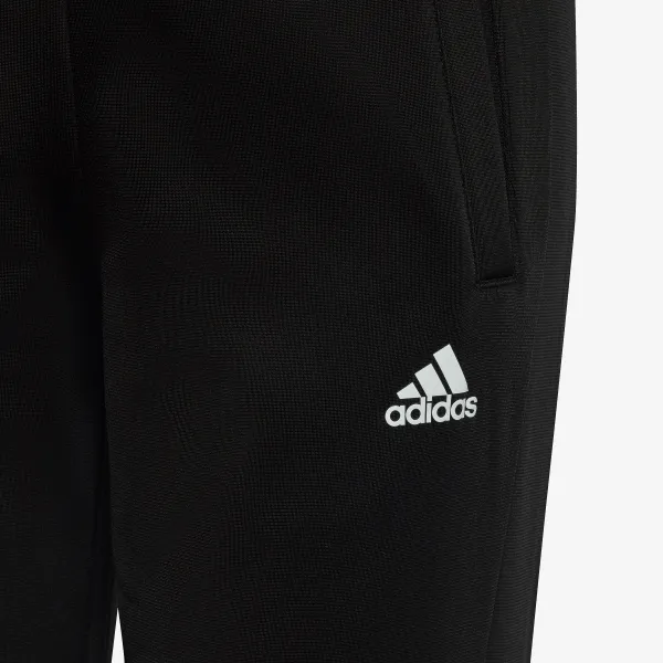 Adidas Essentials 