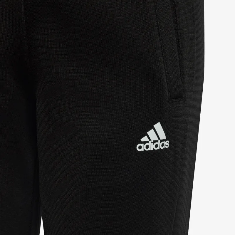 Adidas Essentials 