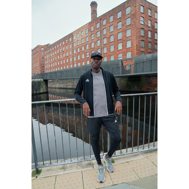 Adidas Train essentials 
