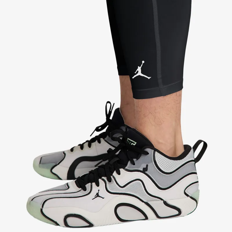 Nike Sport Essentials 