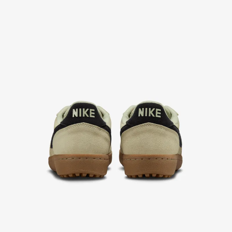 Nike Field General 